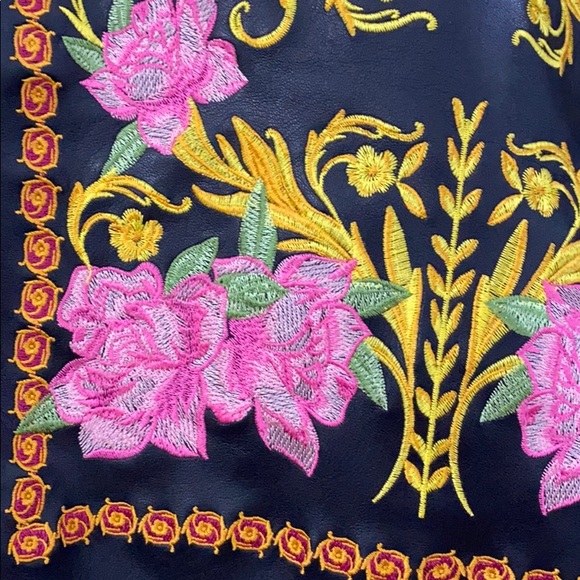 Silence & Noise Irinia Embroidered Jacket - Picture 6 of 8